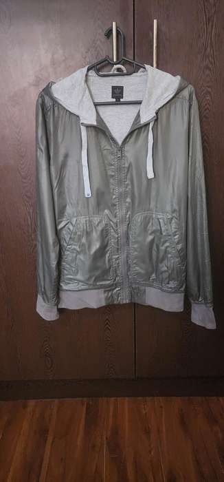 Adidas - European Female puffer jacket (large)