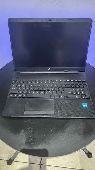 HP 15-dw3030ni notebook - (15.6") Quad Core i3 -1125G4, 8GB ddr4 ram, 1TB hard drive