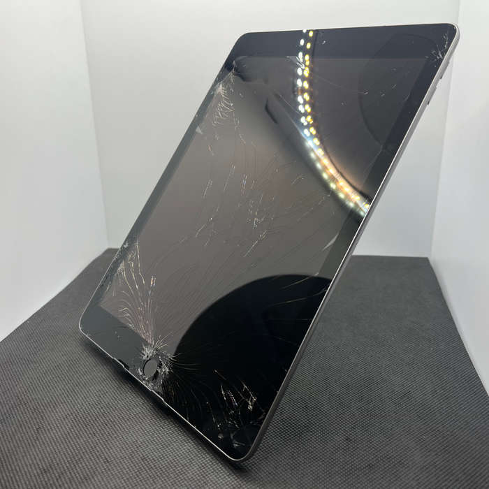 Apple ipad 9.7" 6TH Gen