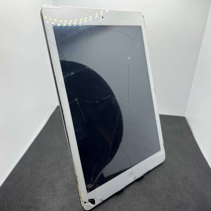 Apple iPad Air 9.7" Wifi and Cell