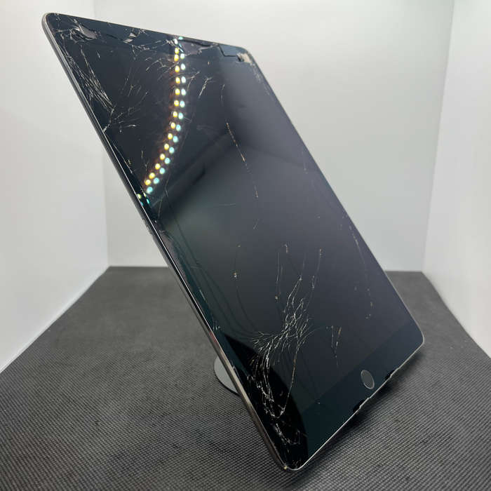 Apple iPad Pro 10.5" Wifi and Cell