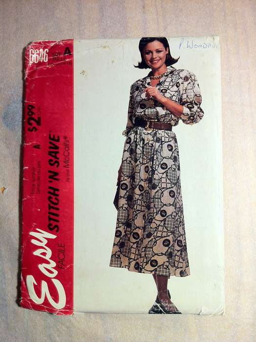 Stitch 'N Save 6646 Front buttoned Dress with collar. Sizes 10-16. Complete Uncut F/F
