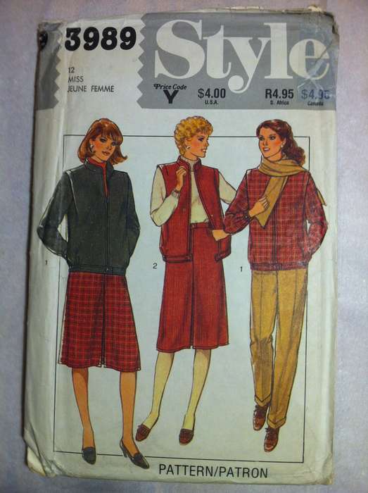 Style 3989 Jacket, Skirt, Trousers & Scarf. Size 12. Complete Uncut F/F