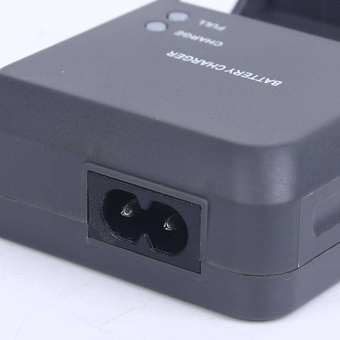 Replacement Charger for Canon NB-7L Battery (Canon PowerShot Series G10 G11 G12, SX30 IS)