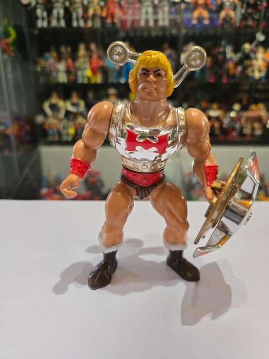 1986 Complete Rare Flying Fist He-Man of He-Man Masters of the Universe 40 (MOTU) Vintage Figure