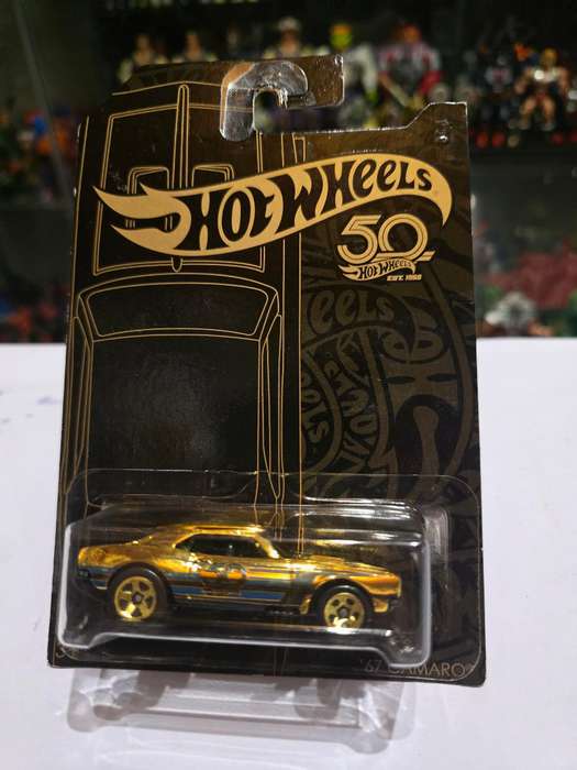 Moc HotWheels 67 Camaro Chase 50th Anniversary