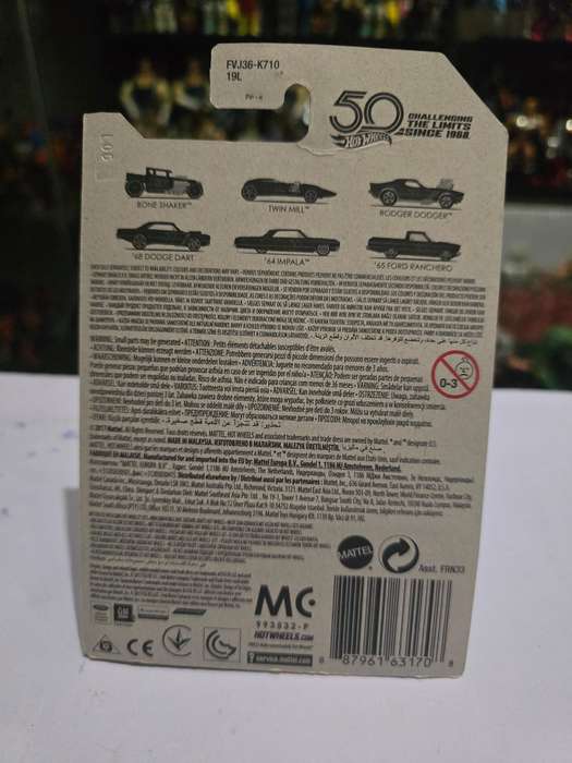 Moc HotWheels 67 Camaro Chase 50th Anniversary
