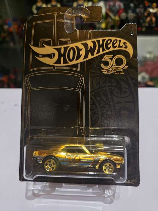 Moc HotWheels 67 Camaro Chase 50th Anniversary