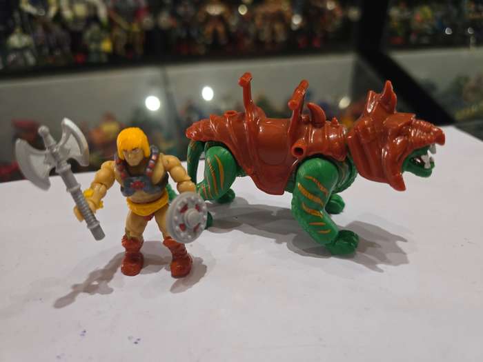 Motu Mega Construx Battle Cat With He-Man Figure