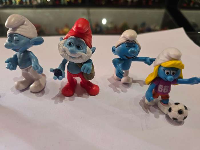 2011 Peyo Smurfs Jakks x6