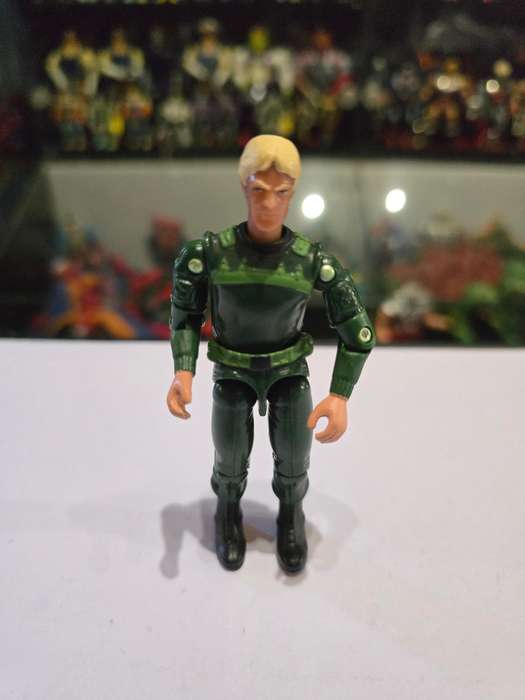 GI Joe 2005 Toys R Us Exclusive Green Shirt Figure