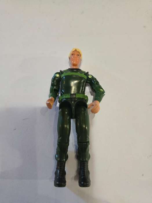 GI Joe 2005 Toys R Us Exclusive Green Shirt Figure