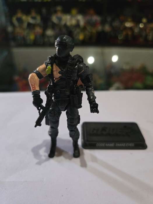 GI Joe 2008 Complete Snake Eyes Figure