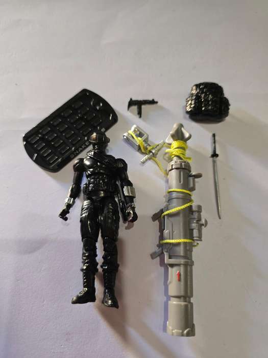 GI Joe 2009 Complete Snake Eyes Figure