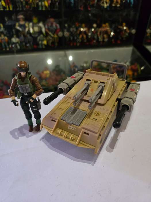 GI Joe 2009 Armored Panther With Thunderblast