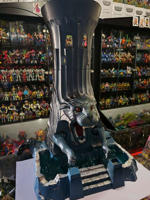 1986 RARE Eternia Playset of He-Man-Masters of the Universe (MOTU) Vintage Figure