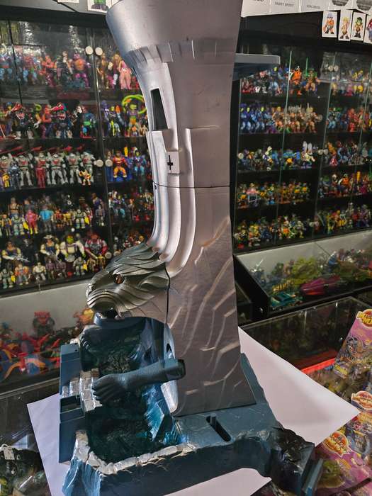 1986 RARE Eternia Playset of He-Man-Masters of the Universe (MOTU) Vintage Figure
