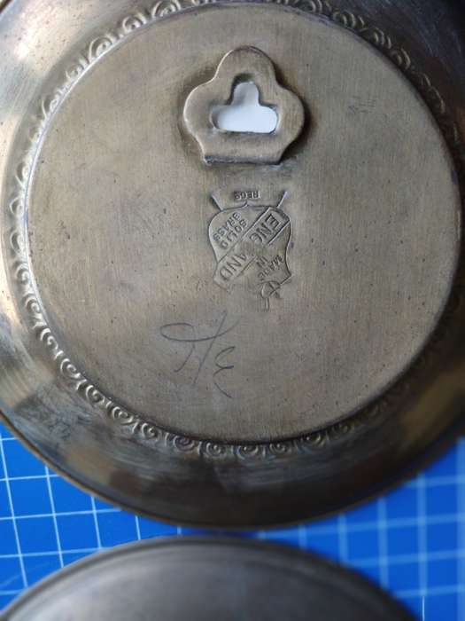 Vintage Brass Decor Plates x 2