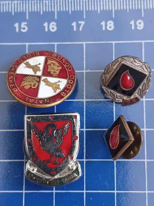 Blood Donor + Silver 25 Badge - Lot