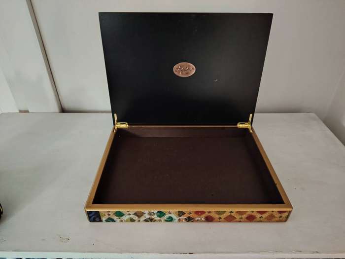 Stunning bateel enamel etched storage box