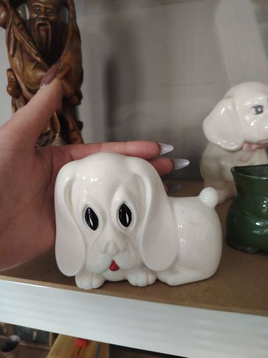 Cute porcelain basset hound ornament