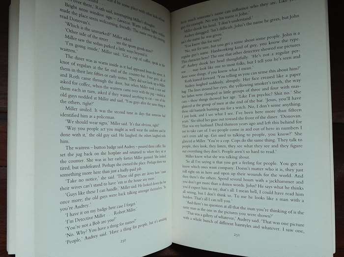 A Simple Act of Violence - R.J. Ellroy