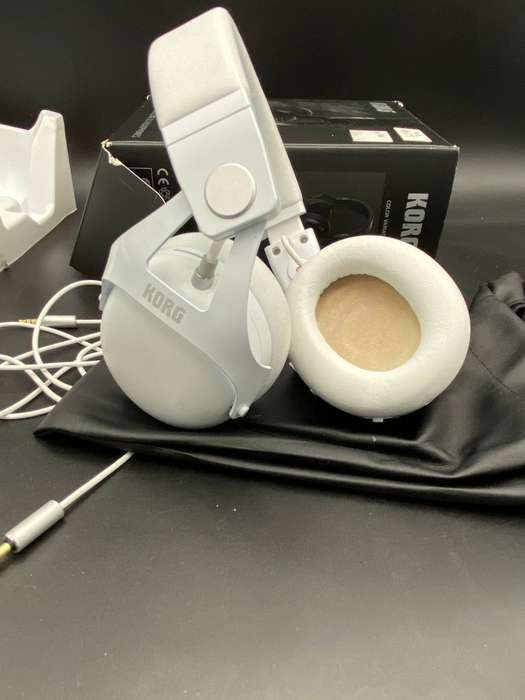 Korg NC-Q1 Smart Noise Cancelling Headphones  white