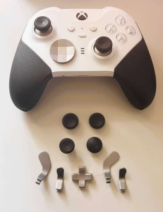 Xbox Elite Wireless Controller Series 2  Core