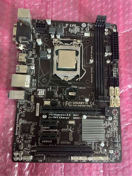 3x DDR3 Motherboards with Cpu (Faulty)