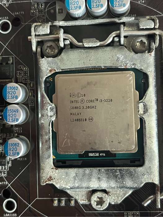 3x DDR3 Motherboards with Cpu (Faulty)