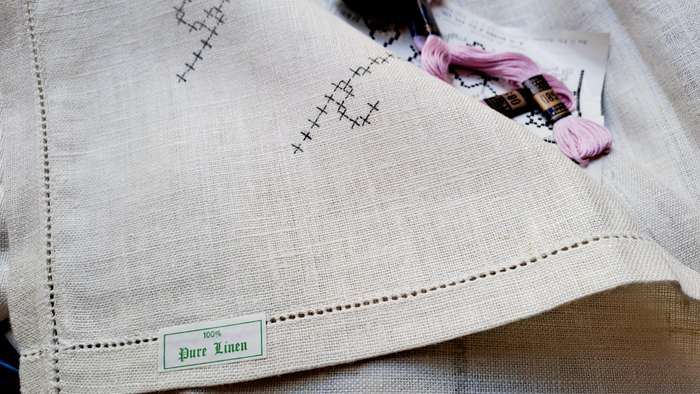 Stamped linen (tablecloth) for embroidery- pure linen - 86 x 86cm