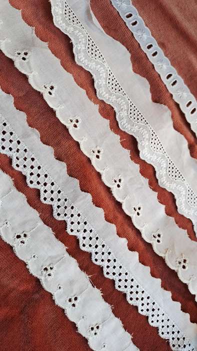 Broderie anglais trim - price is per metre