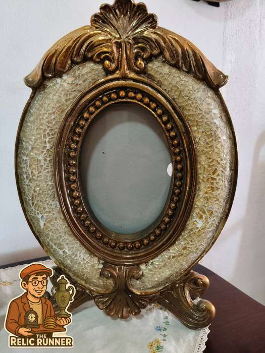 Vintage Ornate Oval Bronze-Tone Photo Frame with Crushed Glass Inlay  35cm