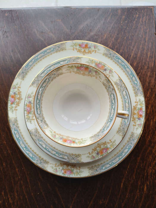 Rare Noritake Occupied Japan Tea & Dinner Set  Place Setting for One (19451952)