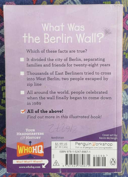 What Was the Berlin Wall? (Penguin Who Was? Series WHOHQ) by Nico Medina