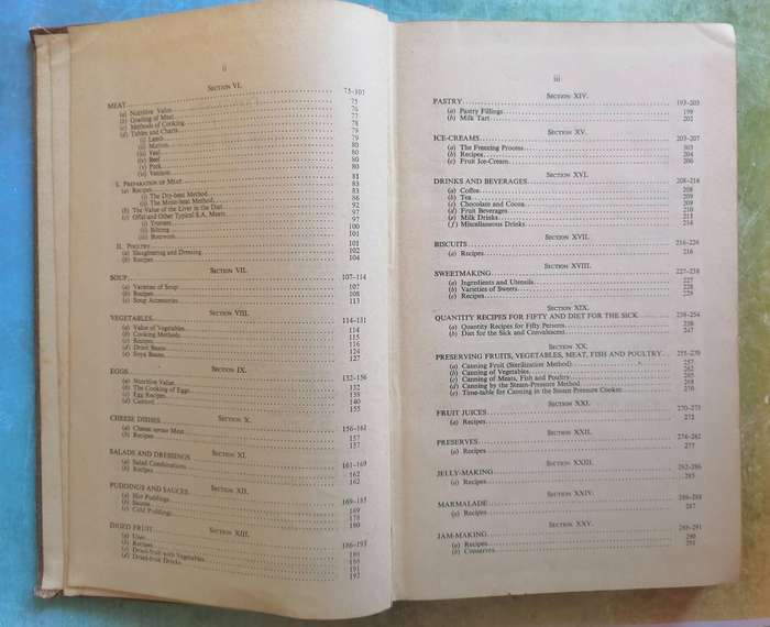 Foods and Cookery - Union of South Africa, 7th Revised and Enlarged Edition