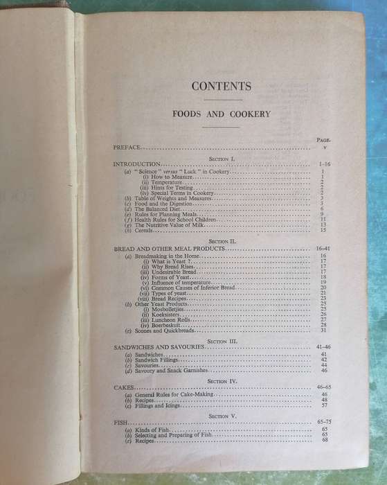 Foods and Cookery - Union of South Africa, 7th Revised and Enlarged Edition