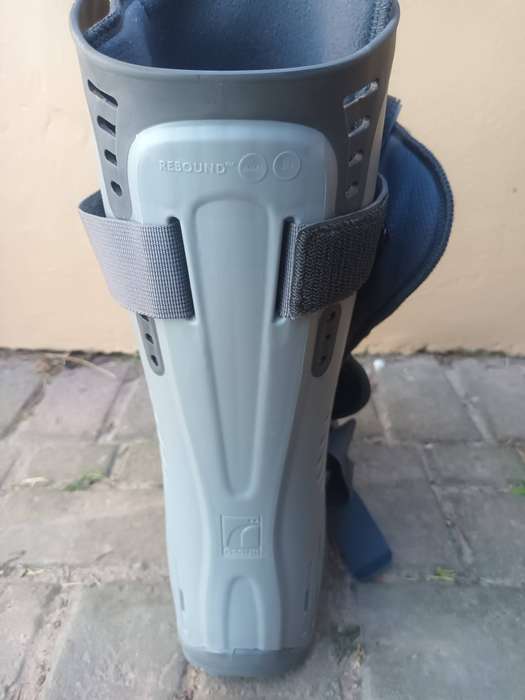 Ossur Rebound Air Walker Walking Boot Cast Ortho Foot Ankle Immobilizer Small