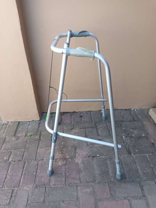 Walking Frame - Pulpit Folding