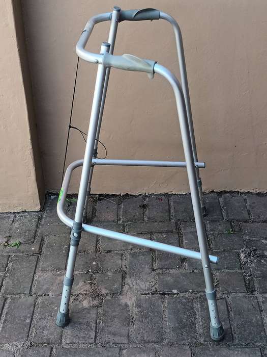 Walking Frame - Pulpit Folding