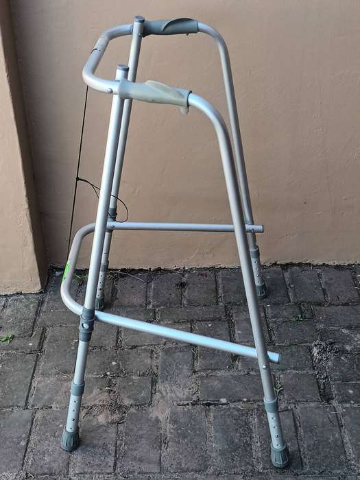 Walking Frame - Pulpit Folding