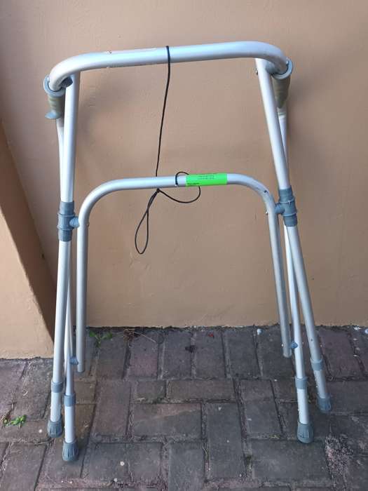 Walking Frame - Pulpit Folding