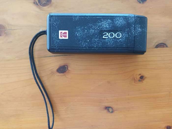 VINTAGE Kodak Ektra 200 Camera