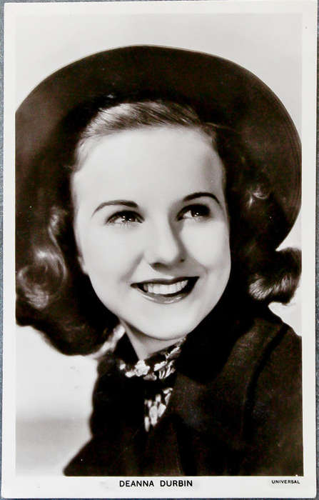 Vintage Deanna Durbin Real Photo Postcard - Picturegoer Series No. 1185 - Universal Studios