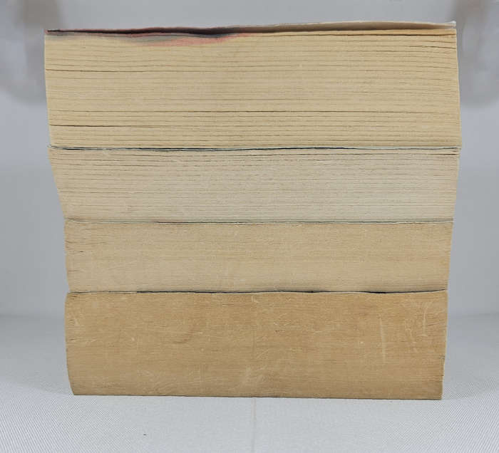 BOOK BUNDLE: 4x Romance Novels (Less than perfect condition)