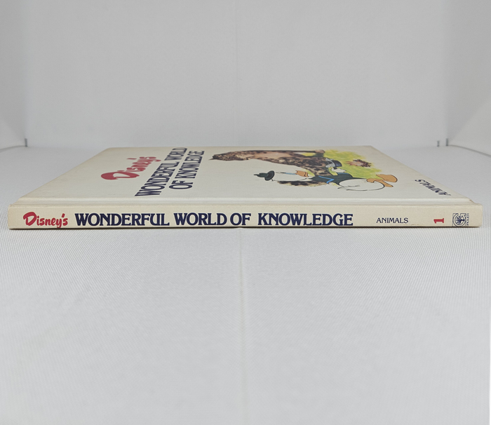Disney's Wonderful World of Knowledge: Animals (Book 1) by Sergio Frugis - Hardback
