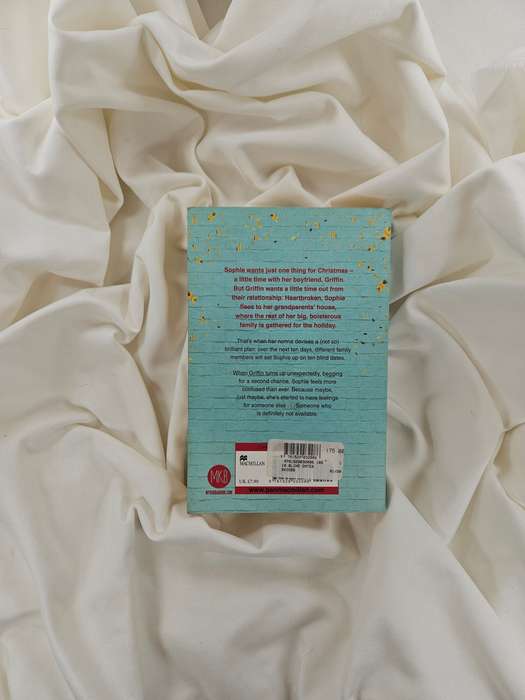 10 Blind Dates by Ashley Elston - Paperback