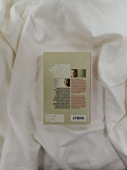 The Colour of Murder by Heidi Holland - Paperback