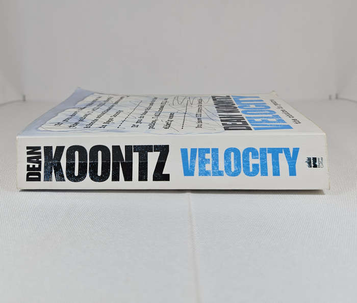 Velocity by Dean Koontz - Paperback