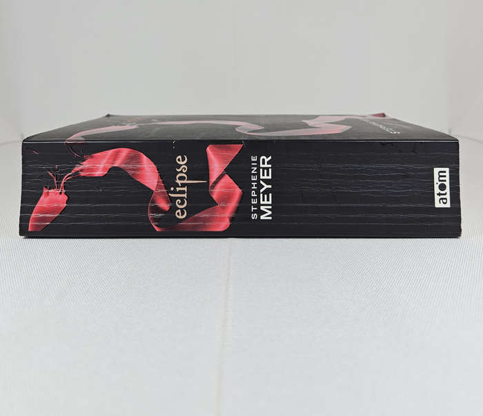 Eclipse by Stephenie Meyer - Paperback